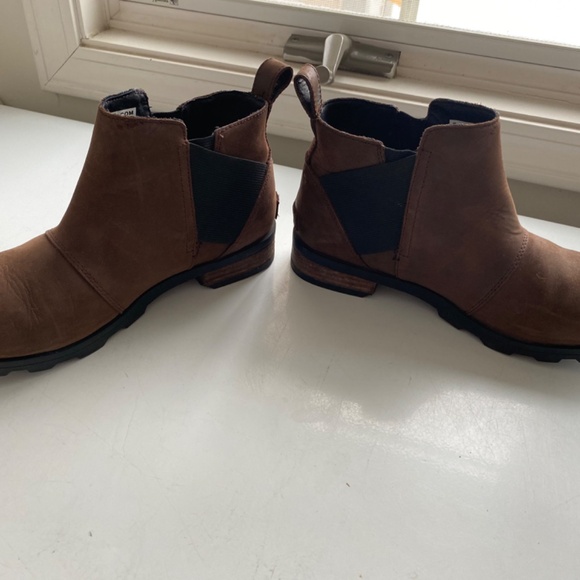 Sorel Leather Booties - Picture 2 of 3